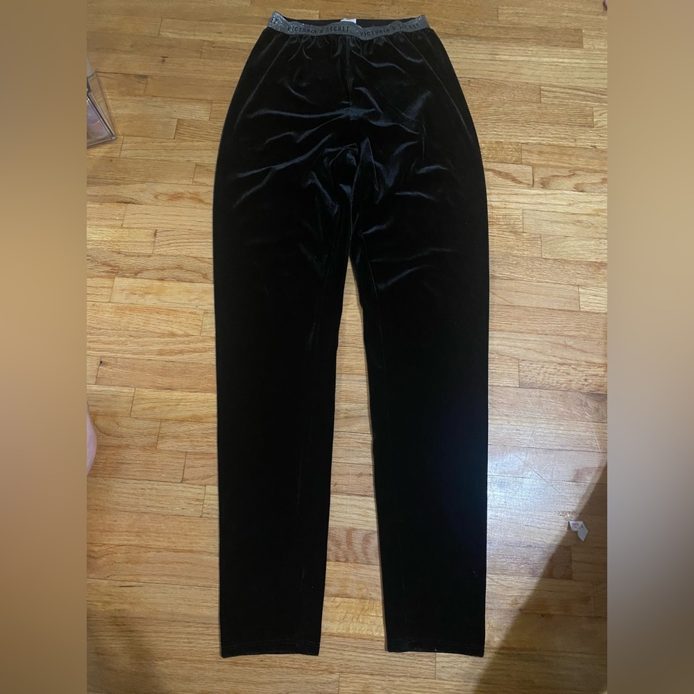 Victoria’s Secret size small black velour leggings